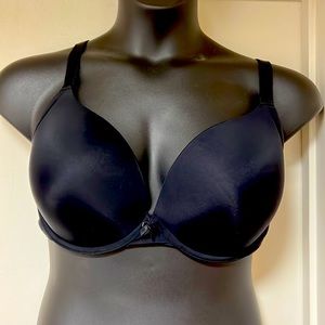 Black push up bra